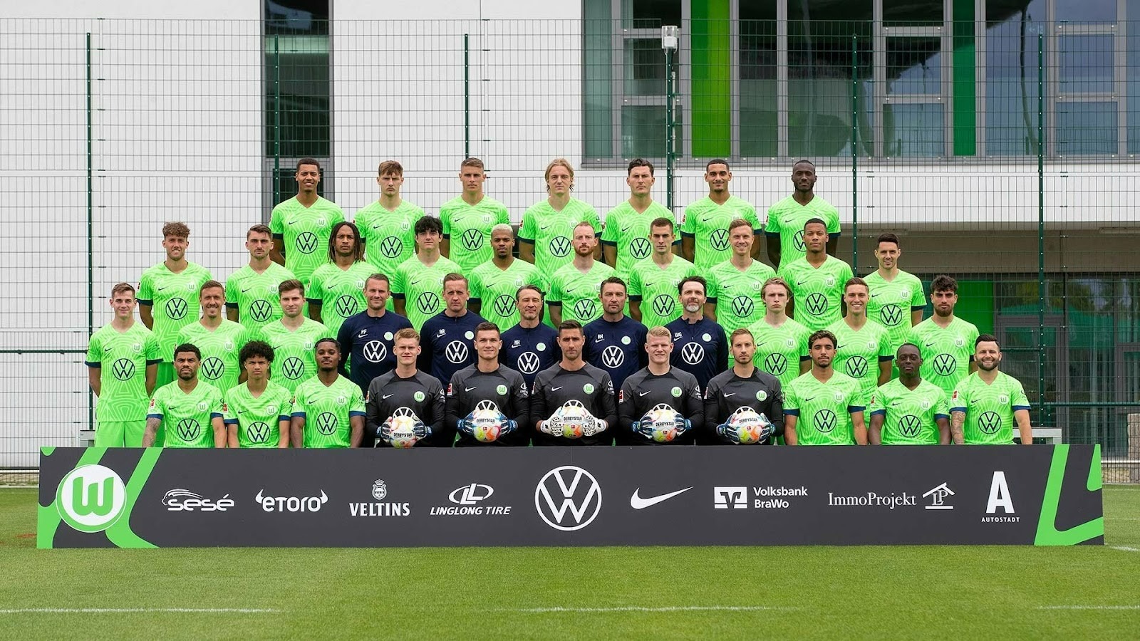 Hình ảnh tổng hợp về danh sách đội hình các cầu thủ Wolfsburg